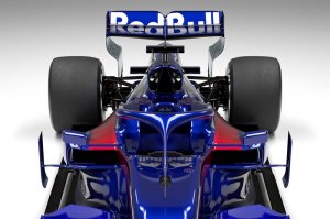 scuderia-toro-rosso-str14-10